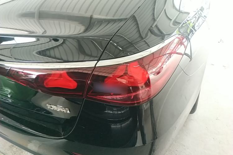 Used Mercedes-Benz E-Class 2026 E 300 L Luxury Right Rear Taillight