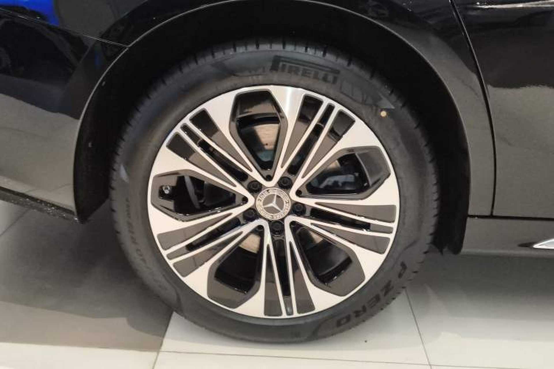 Used Mercedes-Benz E-Class 2026 E 300 L Luxury Right Rear Wheel Hub