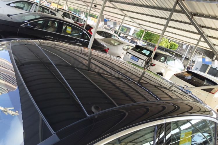 Used Mercedes-Benz E-Class 2026 Model, Restyled E 300 L Luxury Version Roof