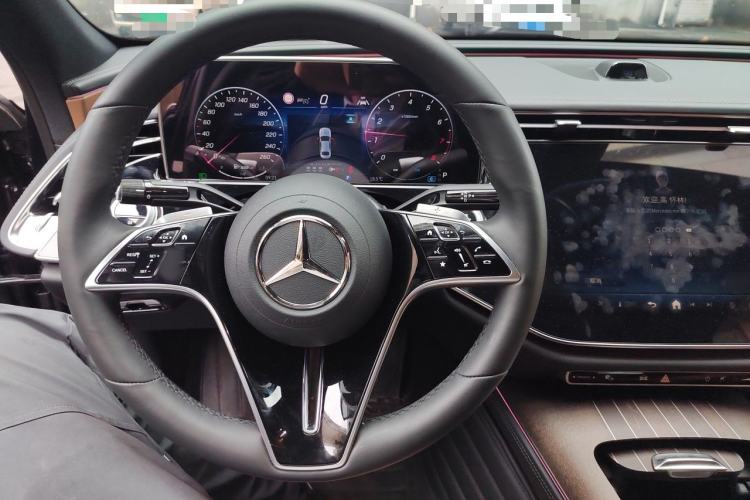 Used Mercedes-Benz E-Class 2026 E 300 L Luxury Steering Wheel