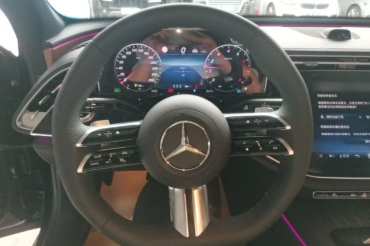 Used Mercedes-Benz E-Class 2026 Model, Restyled E 300 L Luxury Version Steering Wheel