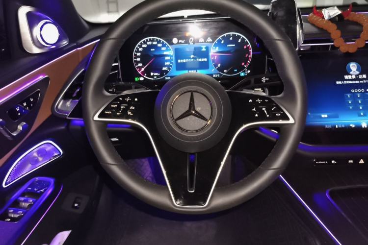 Used Mercedes-Benz E-Class 2026 E 300 L Luxury Steering Wheel