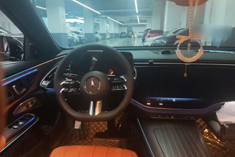 Used Mercedes-Benz E-Class 2026 Model Facelifted E 300 L Prestige Version Steering Wheel