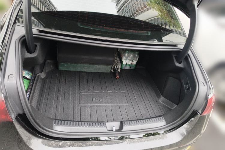 Used Mercedes-Benz E-Class 2026 E 260 L Classic Edition Trunk