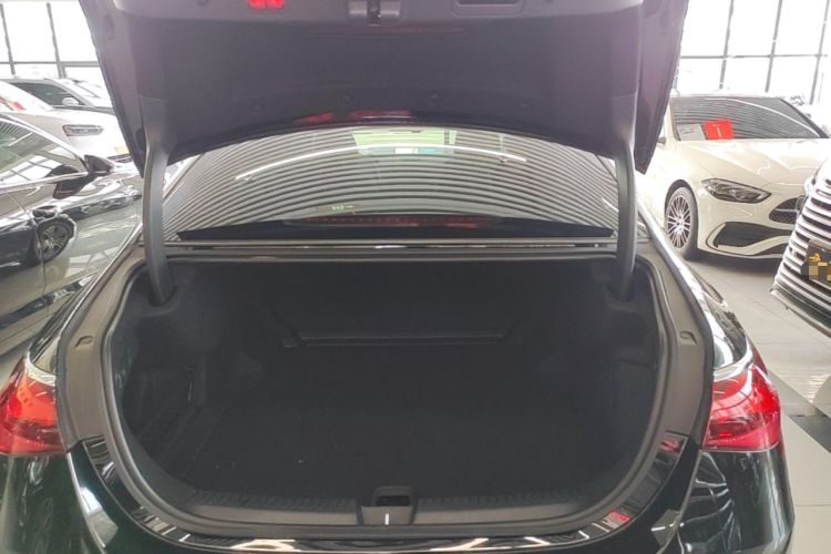 Used Mercedes-Benz E-Class 2026 E 260 L Classic Edition Trunk