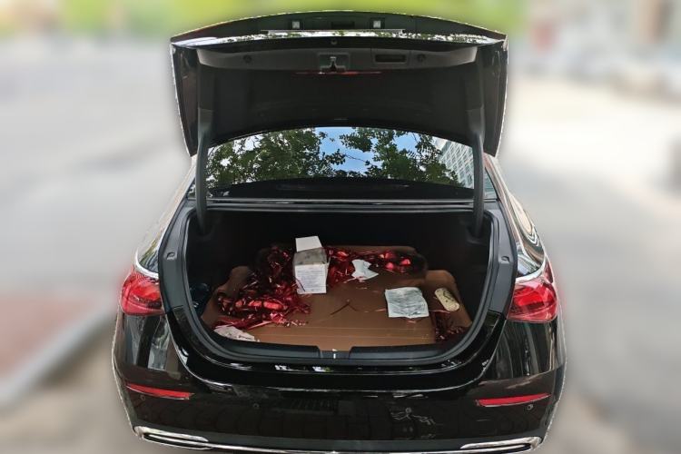 Used Mercedes-Benz E-Class 2026 E 260 L Classic Edition Trunk