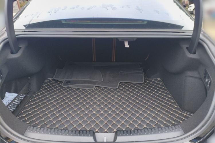 Used Mercedes-Benz E-Class 2026 E 260 Sport Edition Trunk