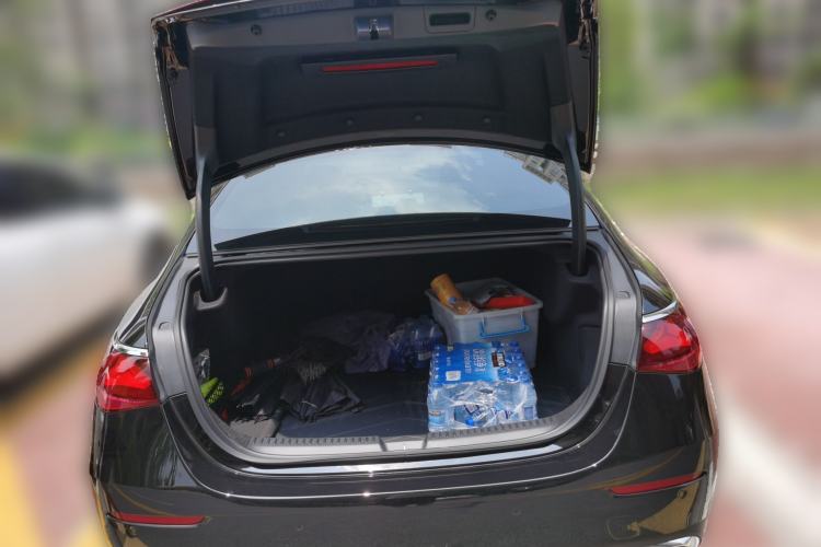 Used Mercedes-Benz E-Class 2026 E 260 L Classic Edition Trunk