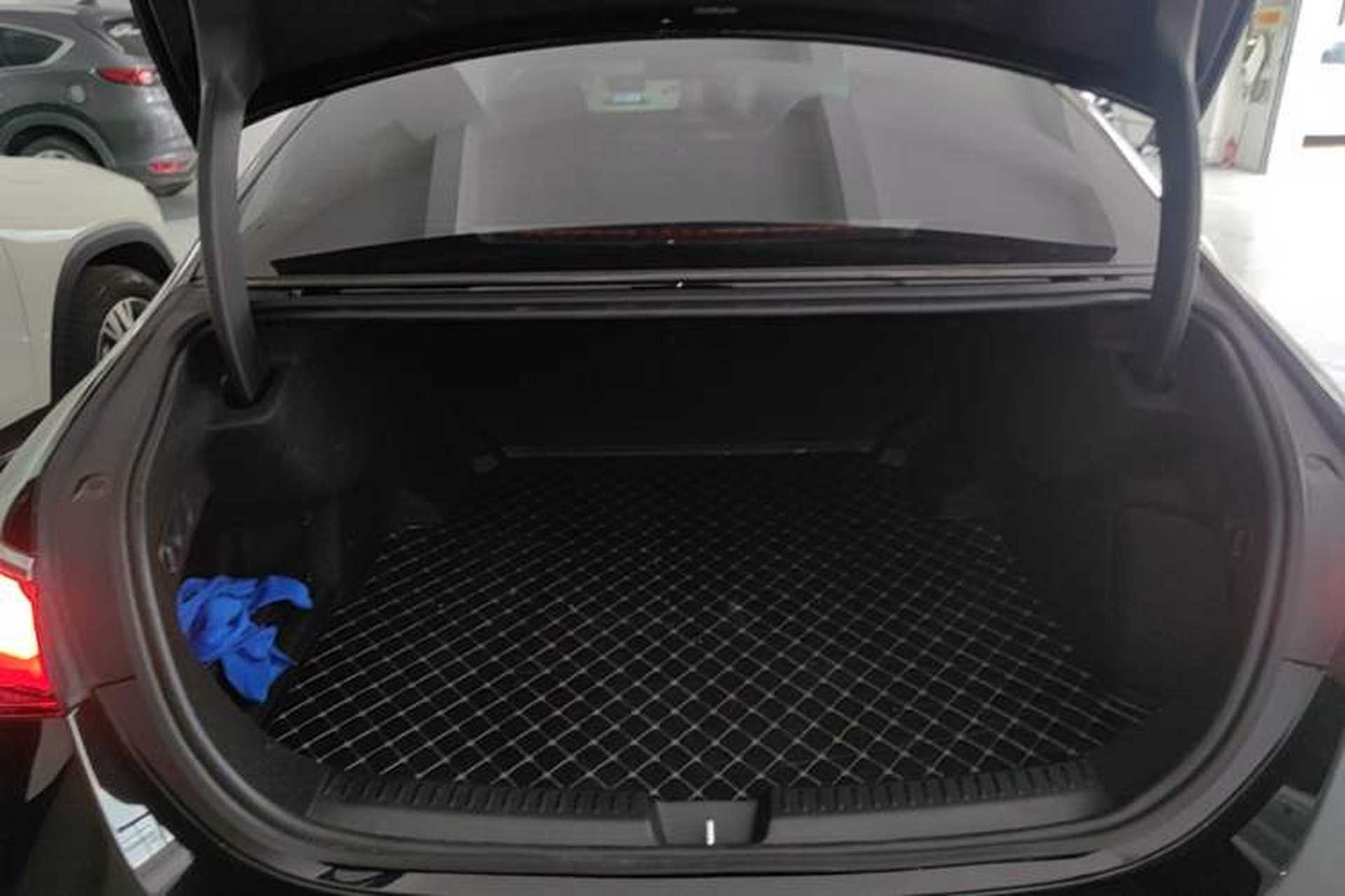 Used Mercedes-Benz E-Class 2026 E 300 L Luxury Trunk
