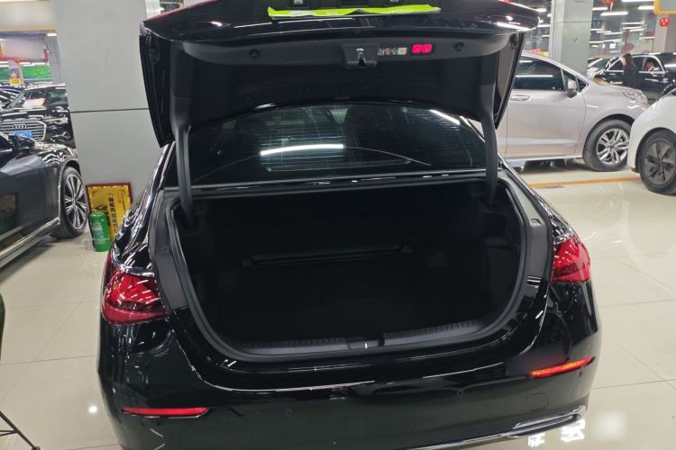 Used Mercedes-Benz E-Class 2026 E 300 L Luxury Trunk