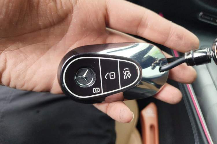 Used Mercedes-Benz E-Class 2026 E 260 L Classic Edition Vehicle Key
