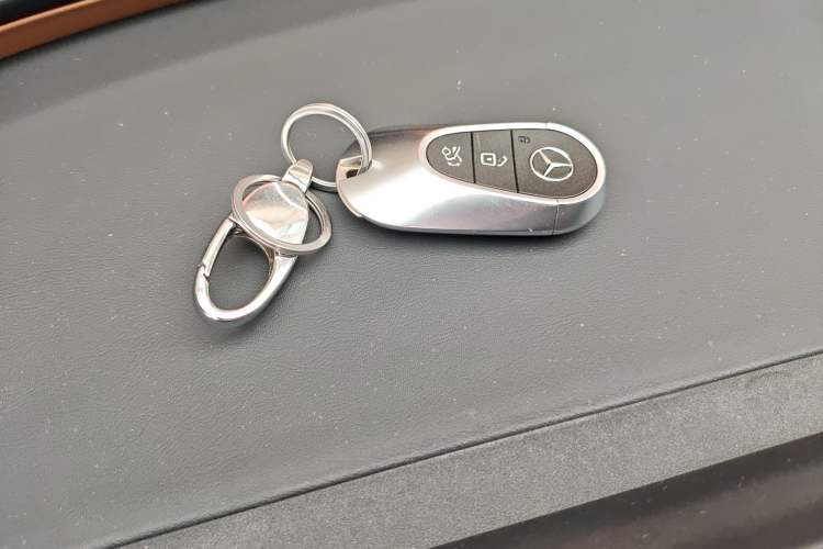 Used Mercedes-Benz E-Class 2026 E 300 L Luxury Vehicle Key