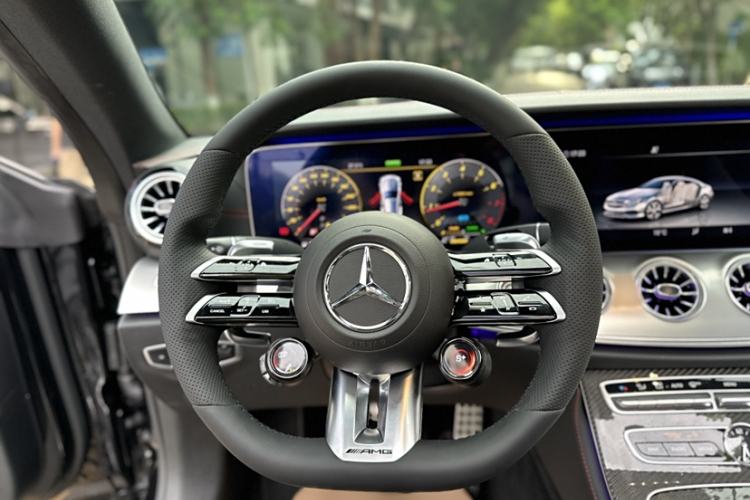 Used Mercedes-Benz E-Class AMG 2019 AMG E 53 4MATIC+ Coupe Interior 4