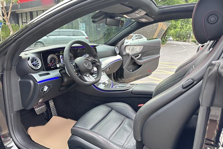 Used Mercedes-Benz E-Class AMG 2019 AMG E 53 4MATIC+ Coupe Interior 7