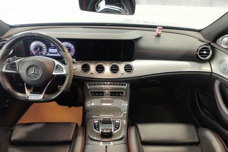 Used Mercedes-Benz E-Class AMG 2017 AMG E 43 4MATIC Special Edition Interior 1
