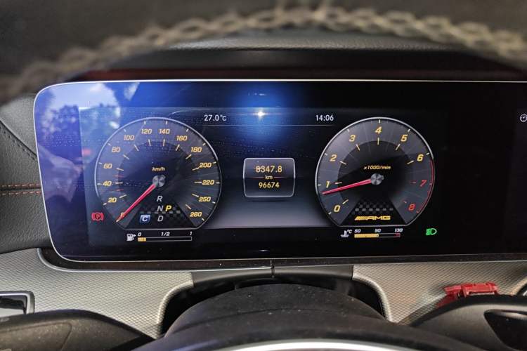 Used Mercedes-Benz E-Class AMG 2017 AMG E 43 4MATIC Special Edition Instrument Cluster
