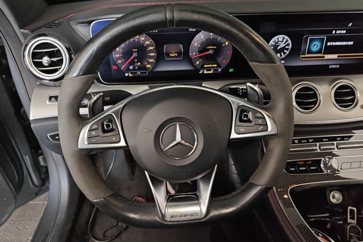Used Mercedes-Benz E-Class AMG 2017 AMG E 43 4MATIC Special Edition Steering Wheel