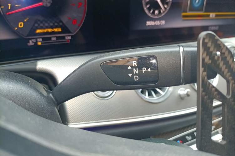 Used Mercedes-Benz E-Class AMG 2017 AMG E 43 4MATIC Special Edition Gear Lever