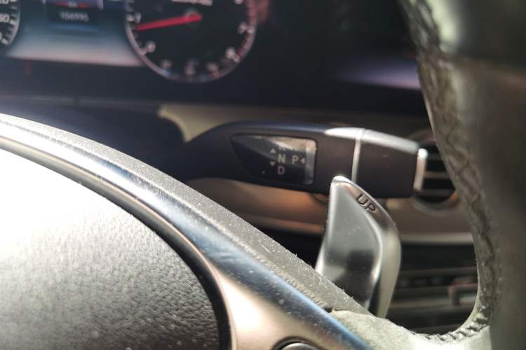 Used Mercedes-Benz E-Class AMG 2017 AMG E 43 4MATIC Special Edition Gear Lever