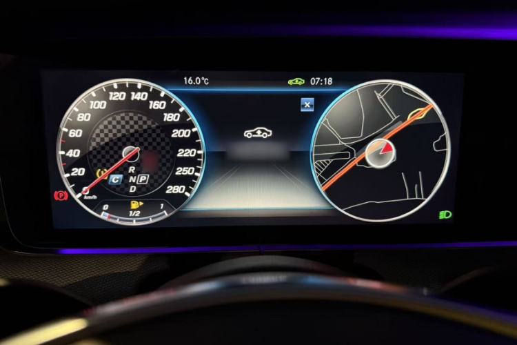 Used Mercedes-Benz E-Class AMG 2017 AMG E 43 4MATIC Special Edition Interior 3