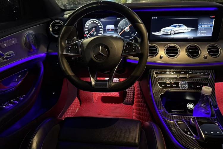 Used Mercedes-Benz E-Class AMG 2017 AMG E 43 4MATIC Special Edition Interior 4