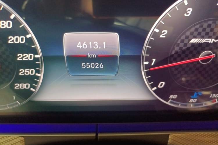 Used Mercedes-Benz E-Class AMG 2017 AMG E 43 4MATIC Special Edition Odometer Close Up