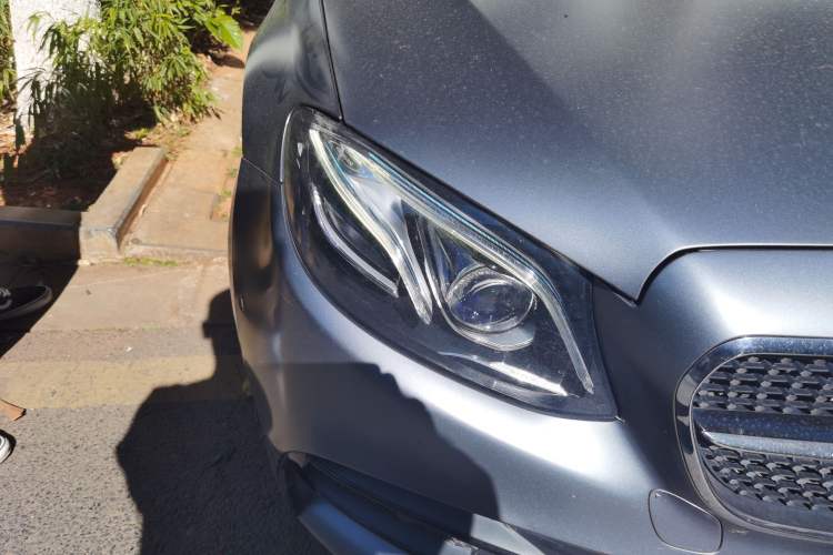 Used Mercedes-Benz E-Class AMG 2017 AMG E 43 4MATIC Special Edition Right Front Headlight