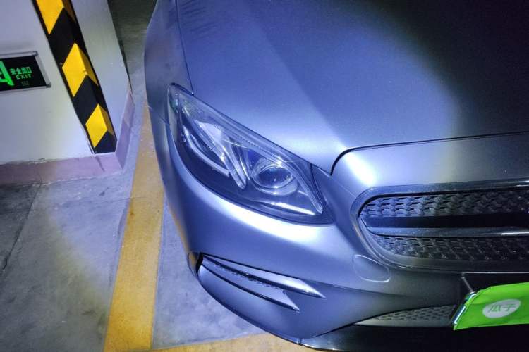 Used Mercedes-Benz E-Class AMG 2017 AMG E 43 4MATIC Special Edition Right Front Headlight