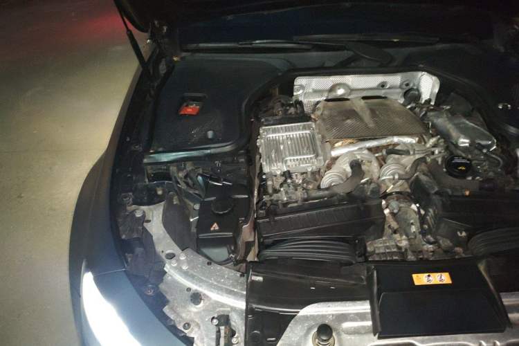 Used Mercedes-Benz E-Class AMG 2018 AMG E 63 S 4MATIC+ Special Edition Engine Bay Right