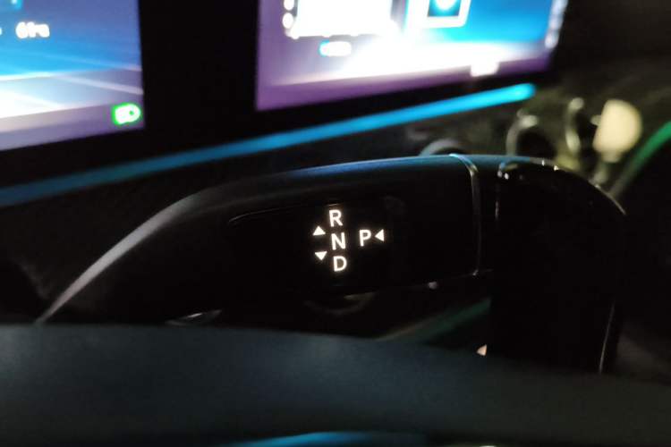 Used Mercedes-Benz E-Class AMG 2018 AMG E 63 S 4MATIC+ Special Edition Gear Lever