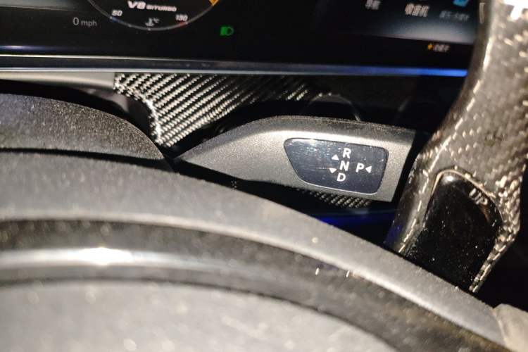Used Mercedes-Benz E-Class AMG 2018 AMG E 63 S 4MATIC+ Special Edition Gear Lever