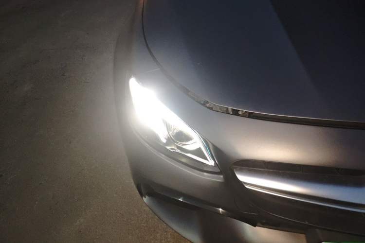 Used Mercedes-Benz E-Class AMG 2018 AMG E 63 S 4MATIC+ Special Edition Right Front Headlight