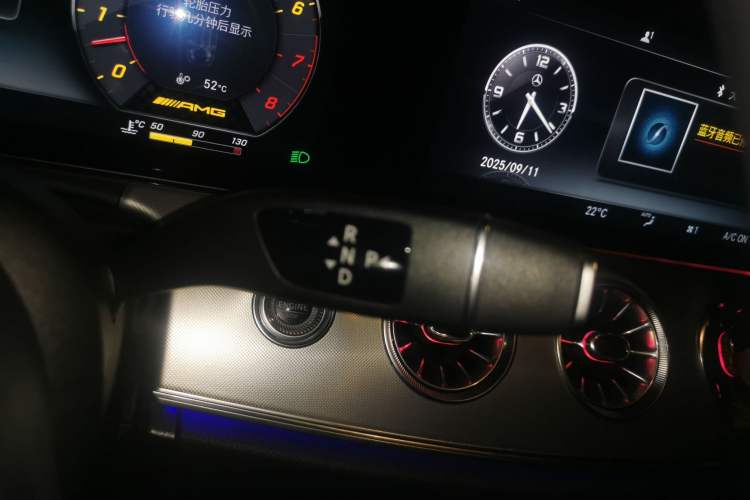 Used Mercedes-Benz E-Class AMG 2019 AMG E 53 4MATIC+ Coupe Gear Lever