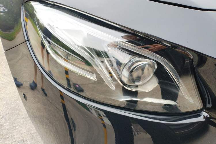 Used Mercedes-Benz E-Class AMG 2019 AMG E 63 S 4MATIC+ Right Front Headlight