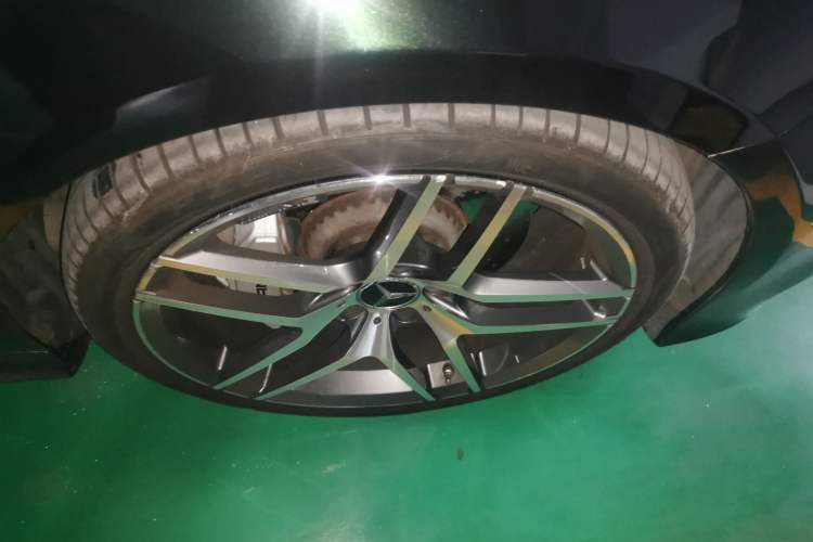 Used Mercedes-Benz E-Class AMG 2019 AMG E 53 4MATIC+ Coupe Right Front Wheel Hub