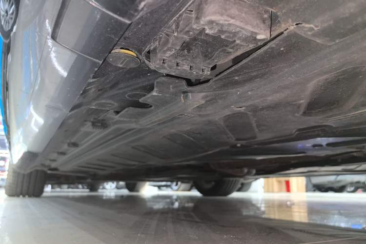 Used Mercedes-Benz E-Class AMG 2019 AMG E 53 4MATIC+ Coupe Left Side Sill