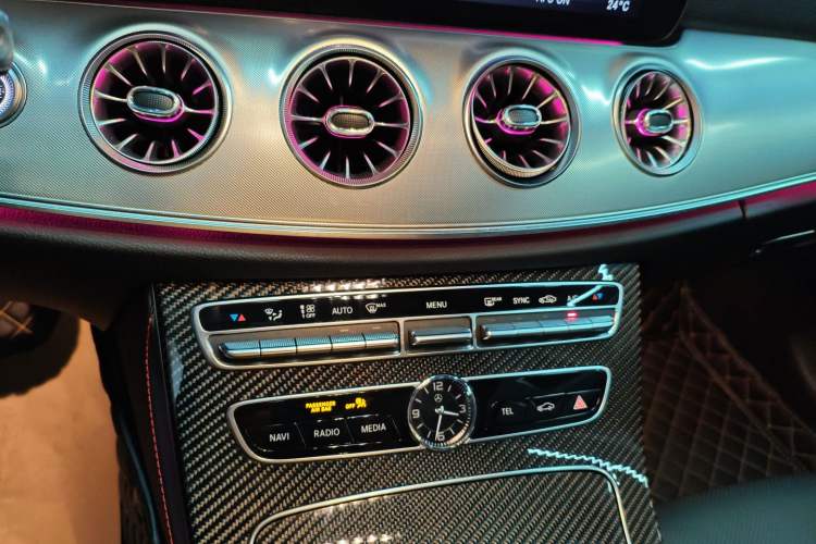 Used Mercedes-Benz E-Class AMG 2019 AMG E 53 4MATIC+ Coupe Audio And AC Panel