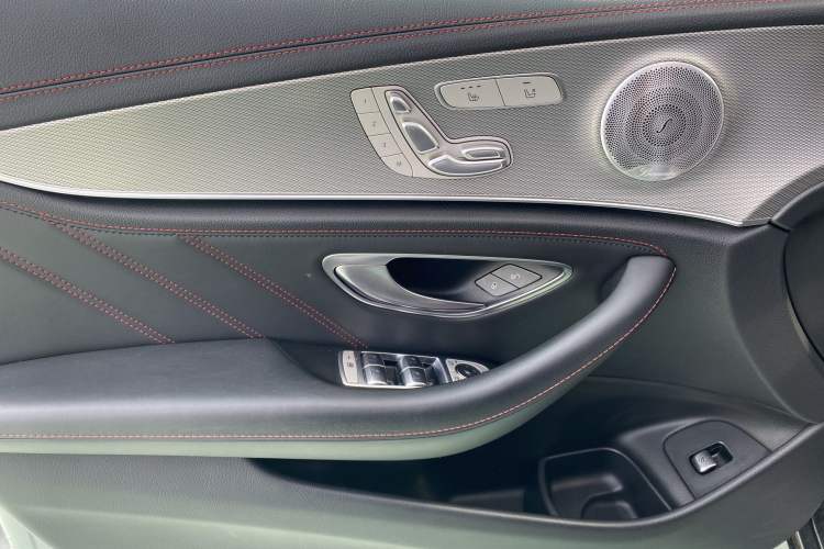Used Mercedes-Benz E-Class AMG 2019 AMG E 53 4MATIC+ Interior 7