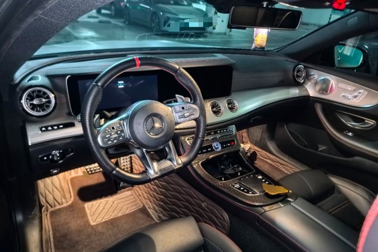 Used Mercedes-Benz E-Class AMG 2019 AMG E 53 4MATIC+ Coupe Center Console