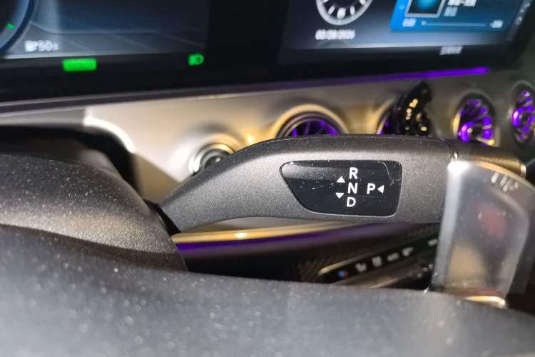 Used Mercedes-Benz E-Class AMG 2019 AMG E 53 4MATIC+ Coupe Gear Lever