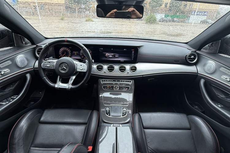 Used Mercedes-Benz E-Class AMG 2019 AMG E 53 4MATIC+ Interior 2