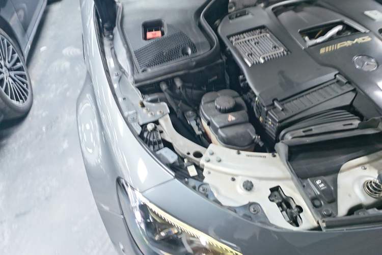 Used Mercedes-Benz E-Class AMG 2021 AMG E 63 S 4MATIC+ Engine Bay Right