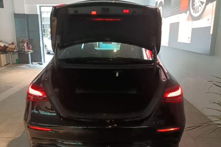 Used Mercedes-Benz E-Class AMG 2022 Facelift AMG E 53 4MATIC+ Trunk