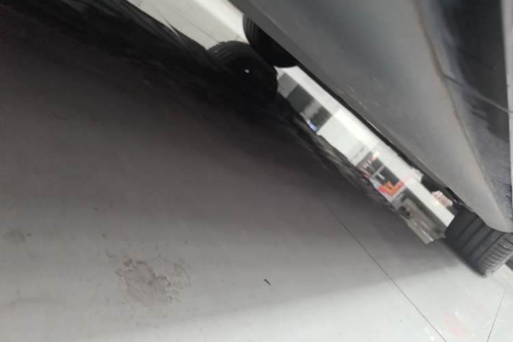 Used Mercedes-Benz E-Class AMG 2023 AMG E 53 4MATIC+ Right Side Sill