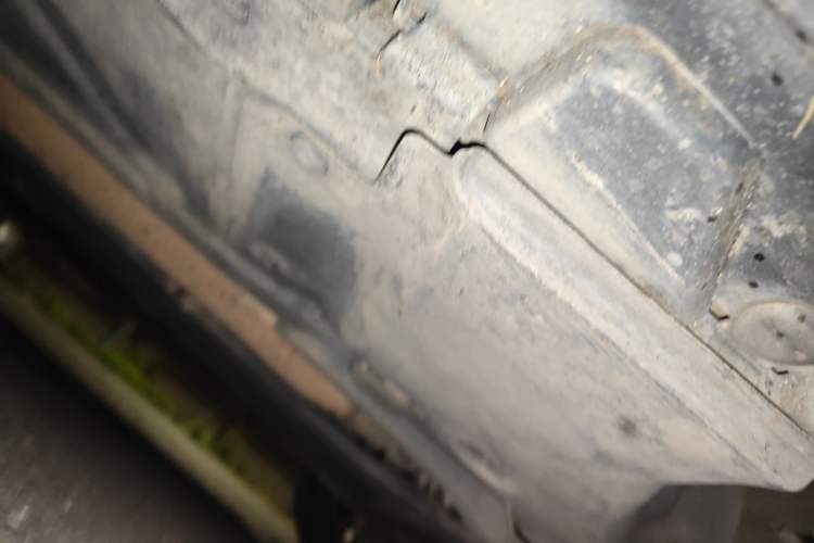 Used Mercedes-Benz E-Class New Energy 2020 E 300 e L Chassis Front Right