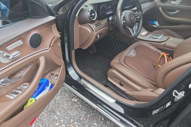 Used Mercedes-Benz E-Class New Energy 2020 E 300 e L Driver Seat