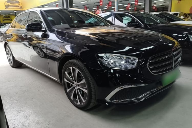 Used Mercedes-Benz E-Class New Energy 2020 E 300 e L Front Right 45 Deg