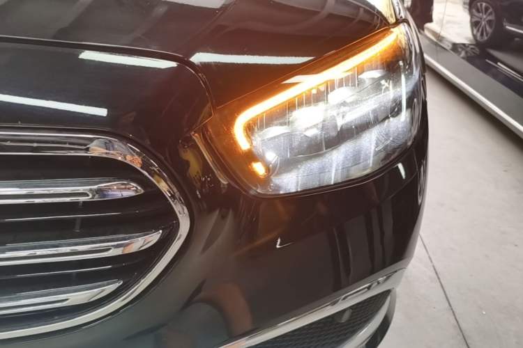 Used Mercedes-Benz E-Class New Energy 2020 E 300 e L Left Front Headlight