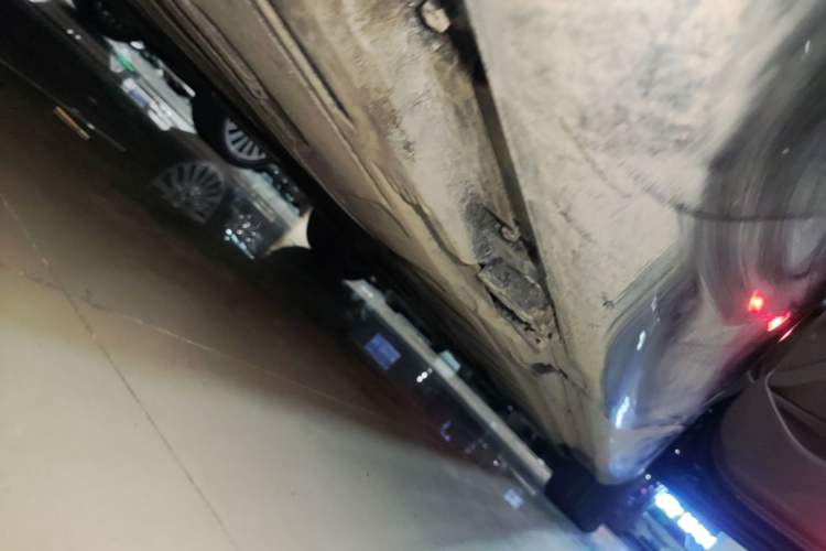 Used Mercedes-Benz E-Class New Energy 2020 E 300 e L Right Side Sill