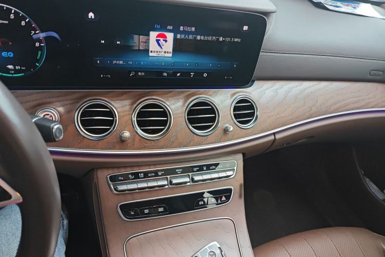Used Mercedes-Benz E-Class New Energy 2021 E 350 e L Plug-in Hybrid Sedan Audio And AC Panel